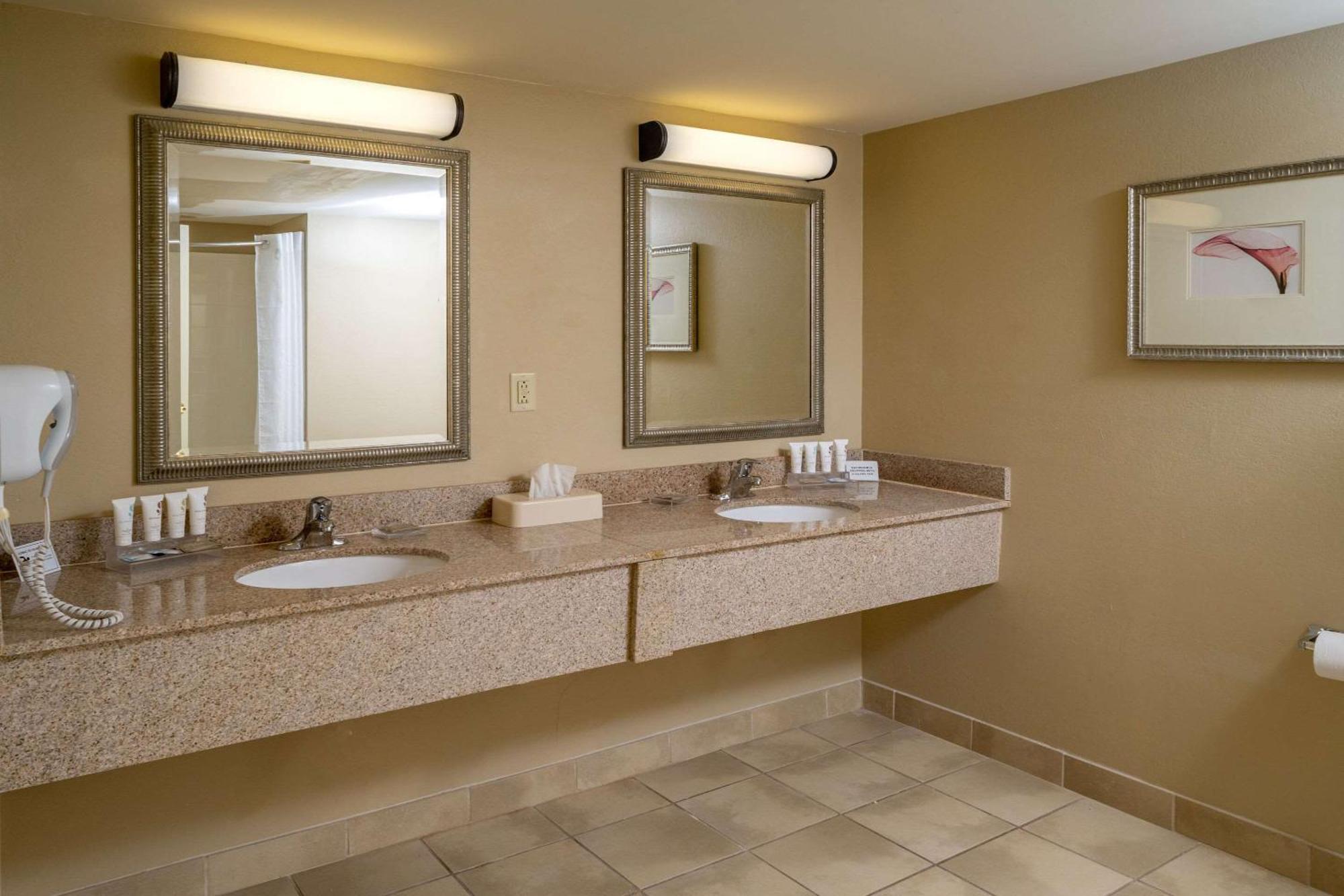 Country Inn & Suites By Radisson, Princeton, Wv Dış mekan fotoğraf